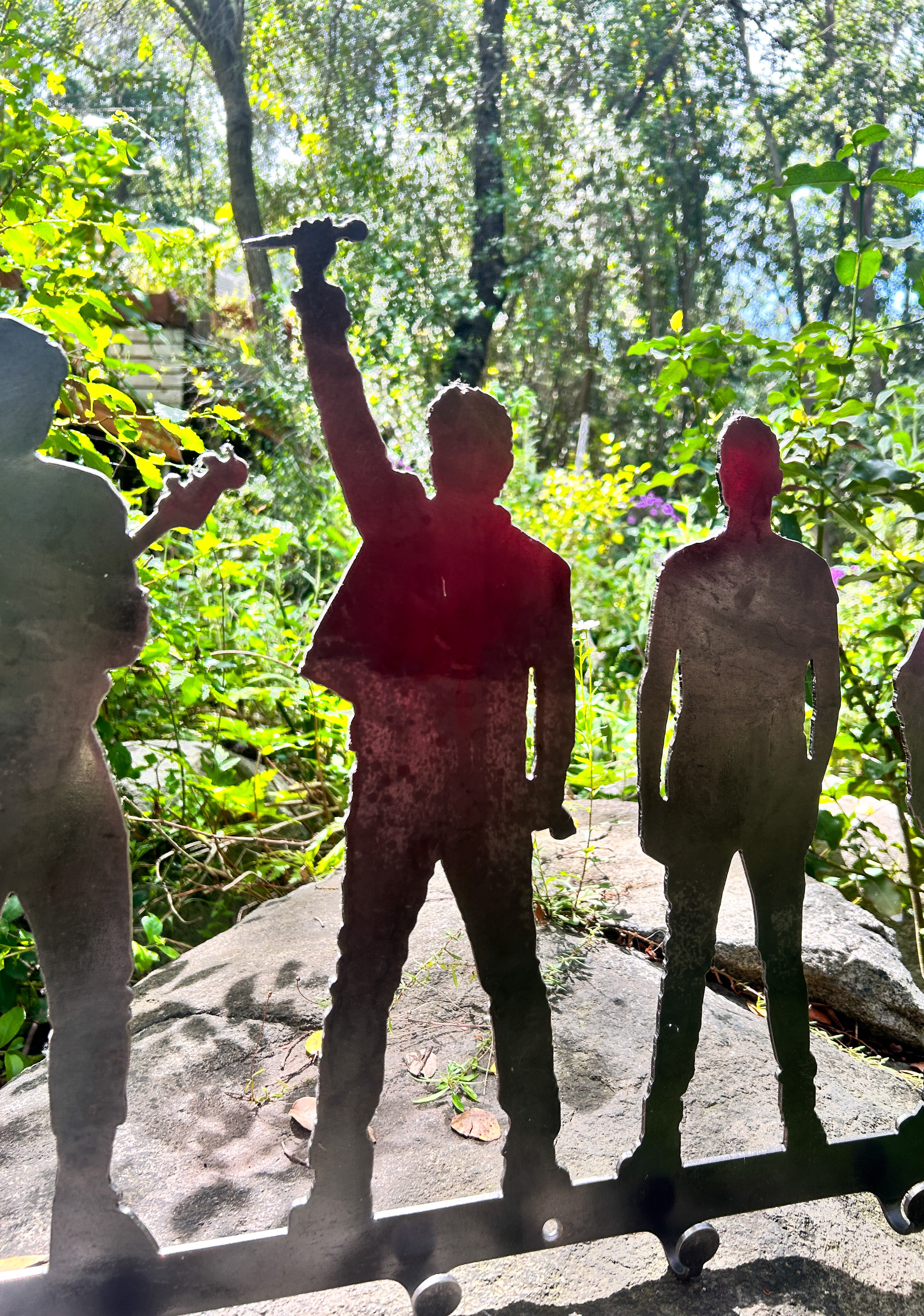 Percheros de Pared Metal con Diseño - Colgadores Personalizados Acero