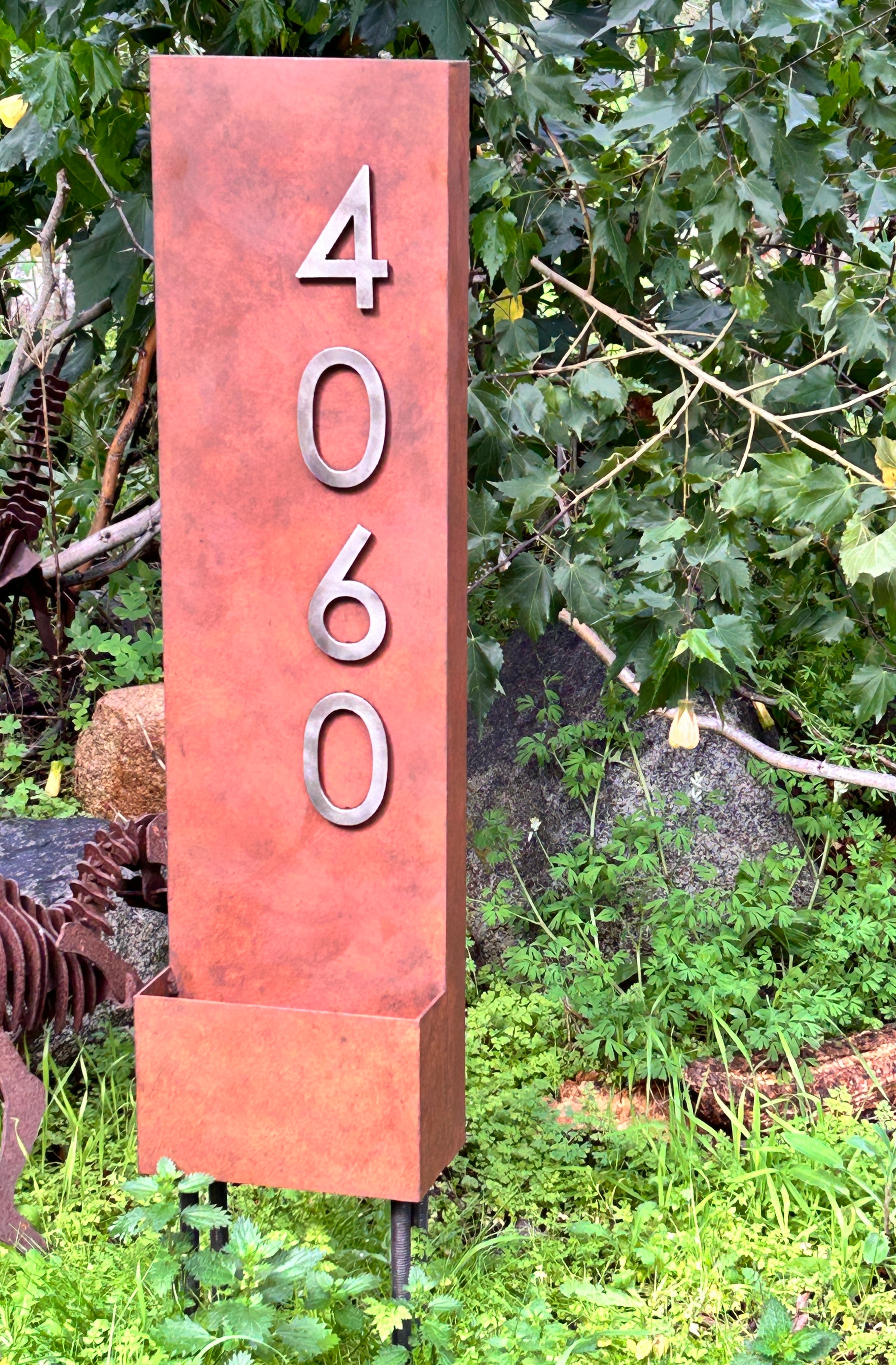 Número Casa Macetero Acero - Placa Metal Plantas Decorativa Funcional