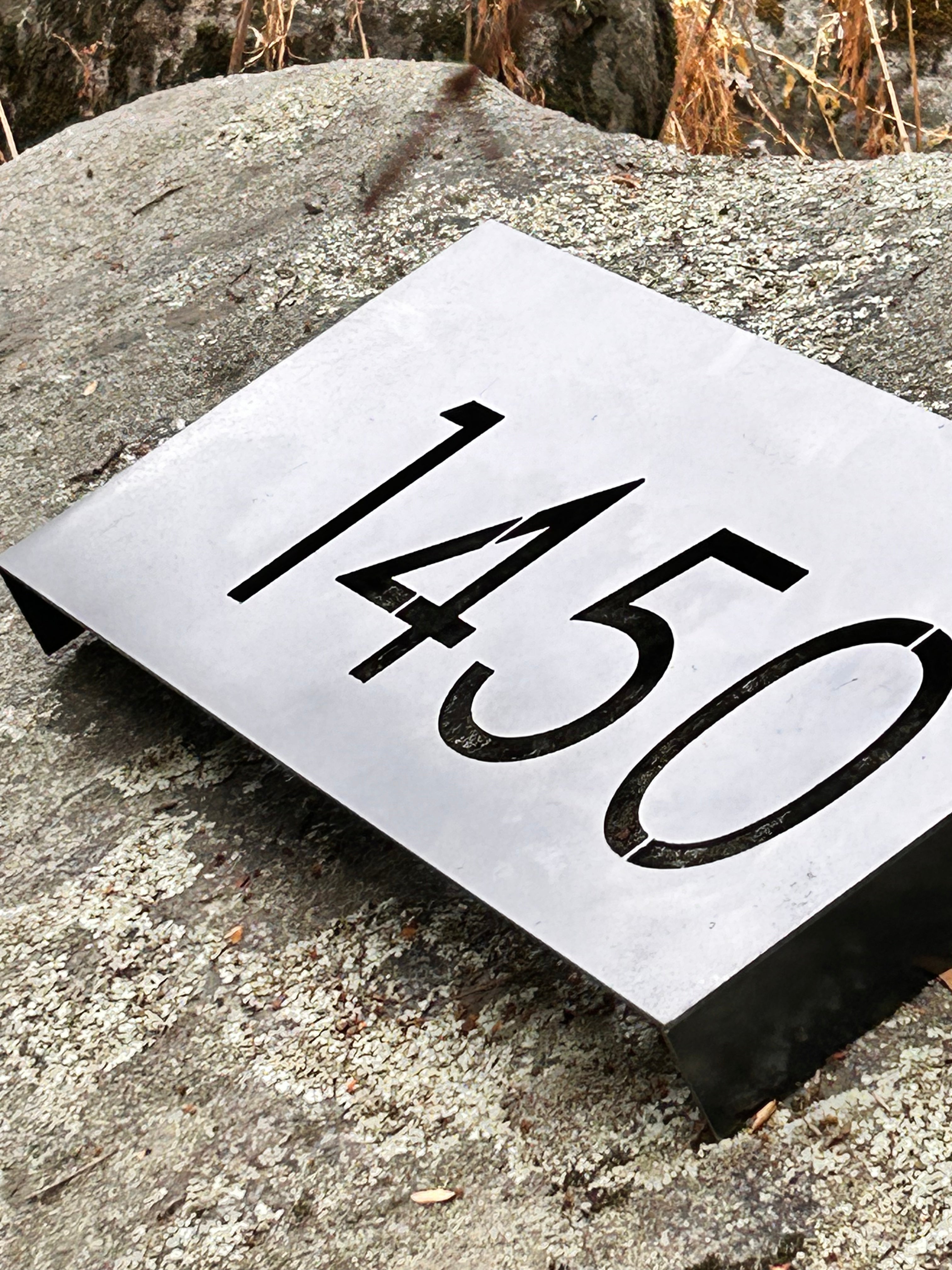 Número Retroiluminado LED - Caja 3D Metal para Casa