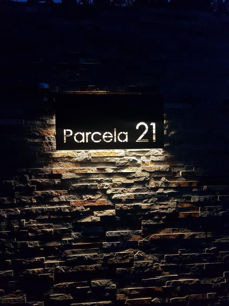 Número Retroiluminado LED - Caja 3D Metal para Casa