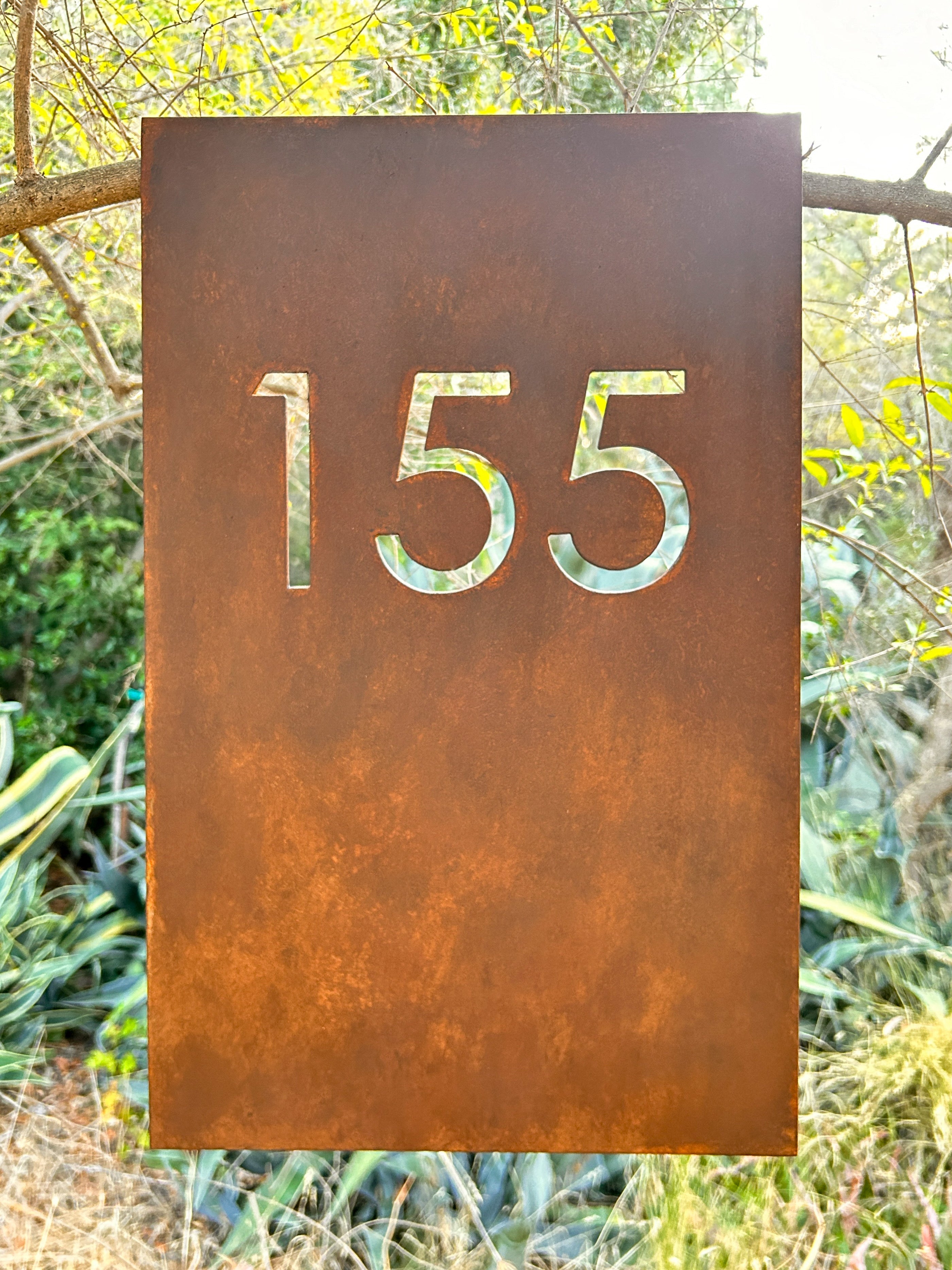 Número Calado en Placa Número