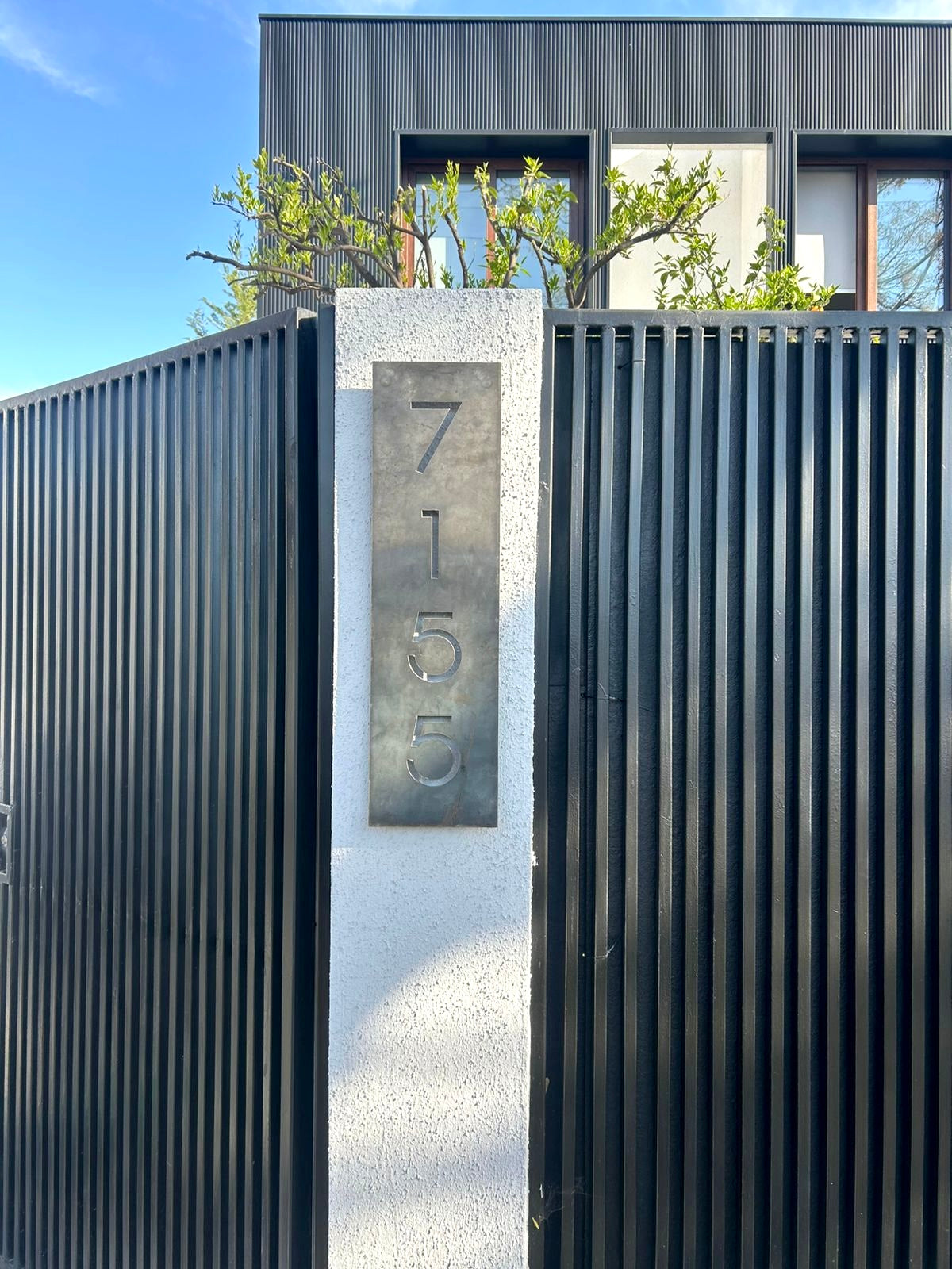 Número Calado en Placa Número