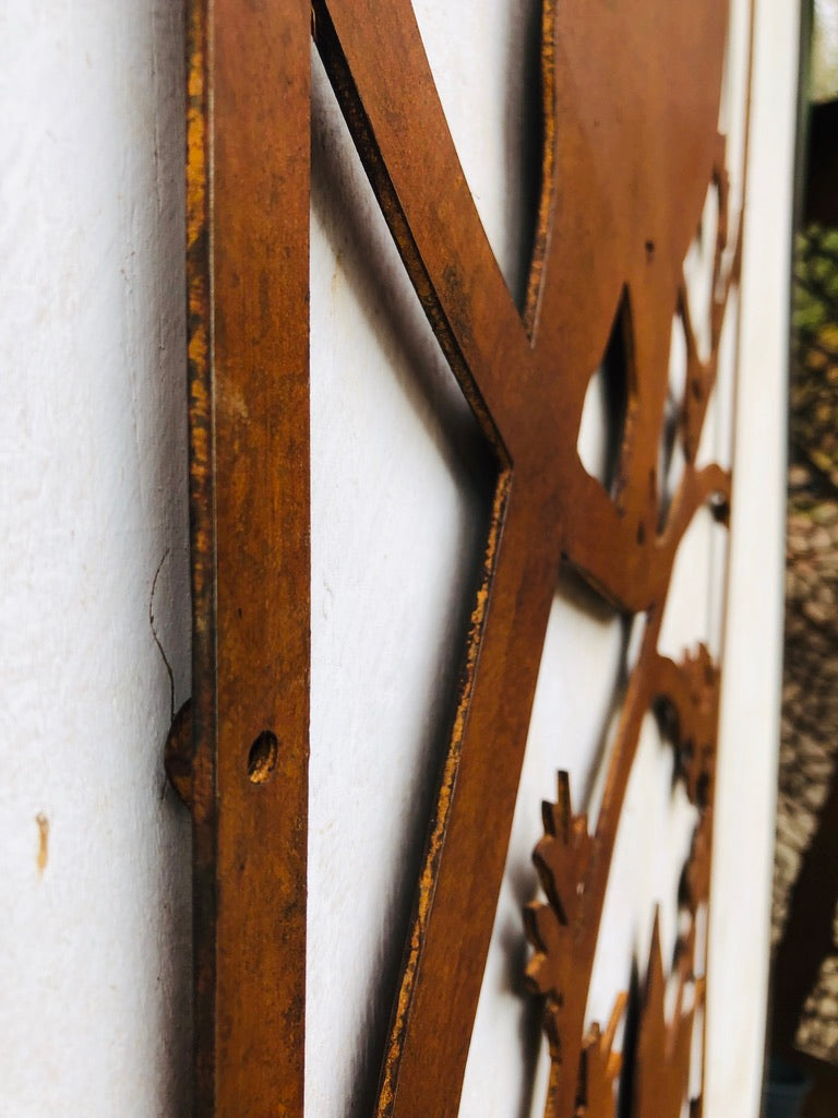 Celosías acero decorativas - Rejas protección ventanas diseño artesanal oxidado Chile