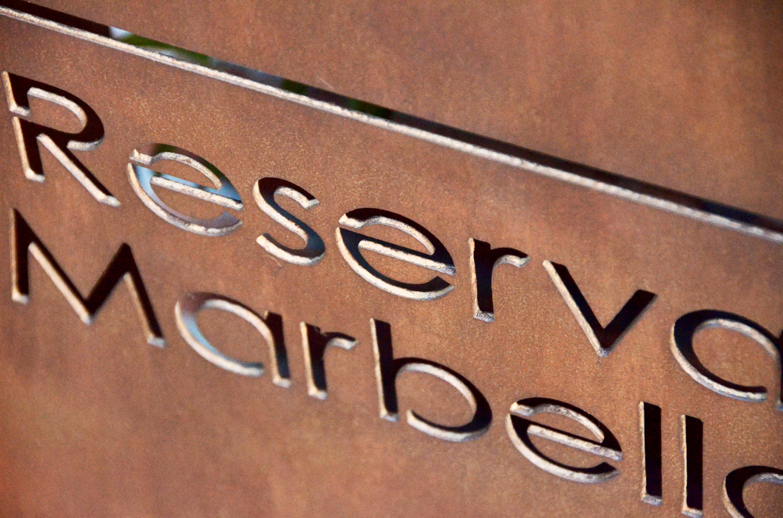 corte plasma cnc diseño personalizado número domicilio casa en la playa marbella, placa tótem dirección domicilio, señaletica