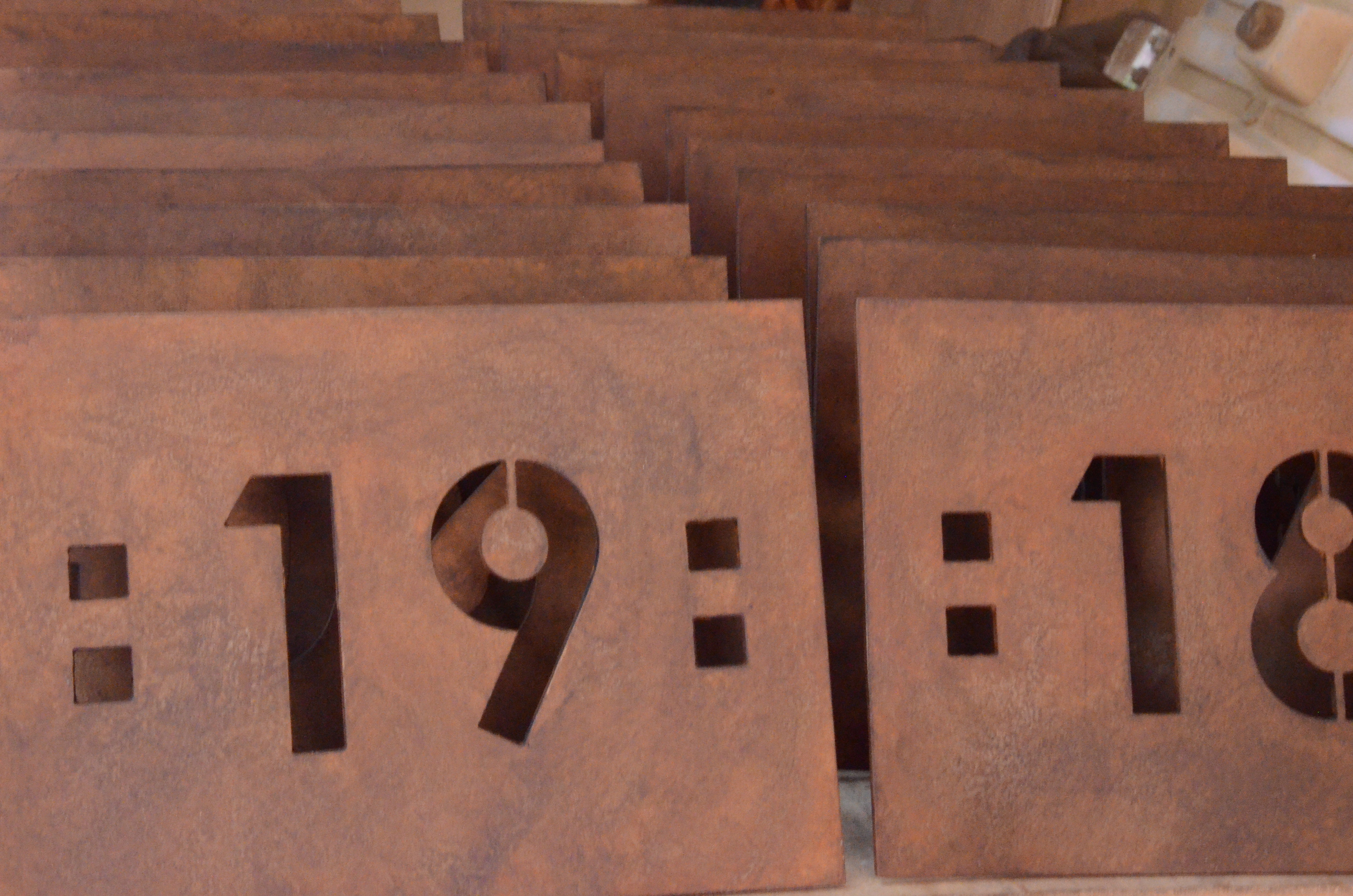 Número Edificio, Pasaje, Condominio, Barrio ,IronPig , Número, chile, fierro