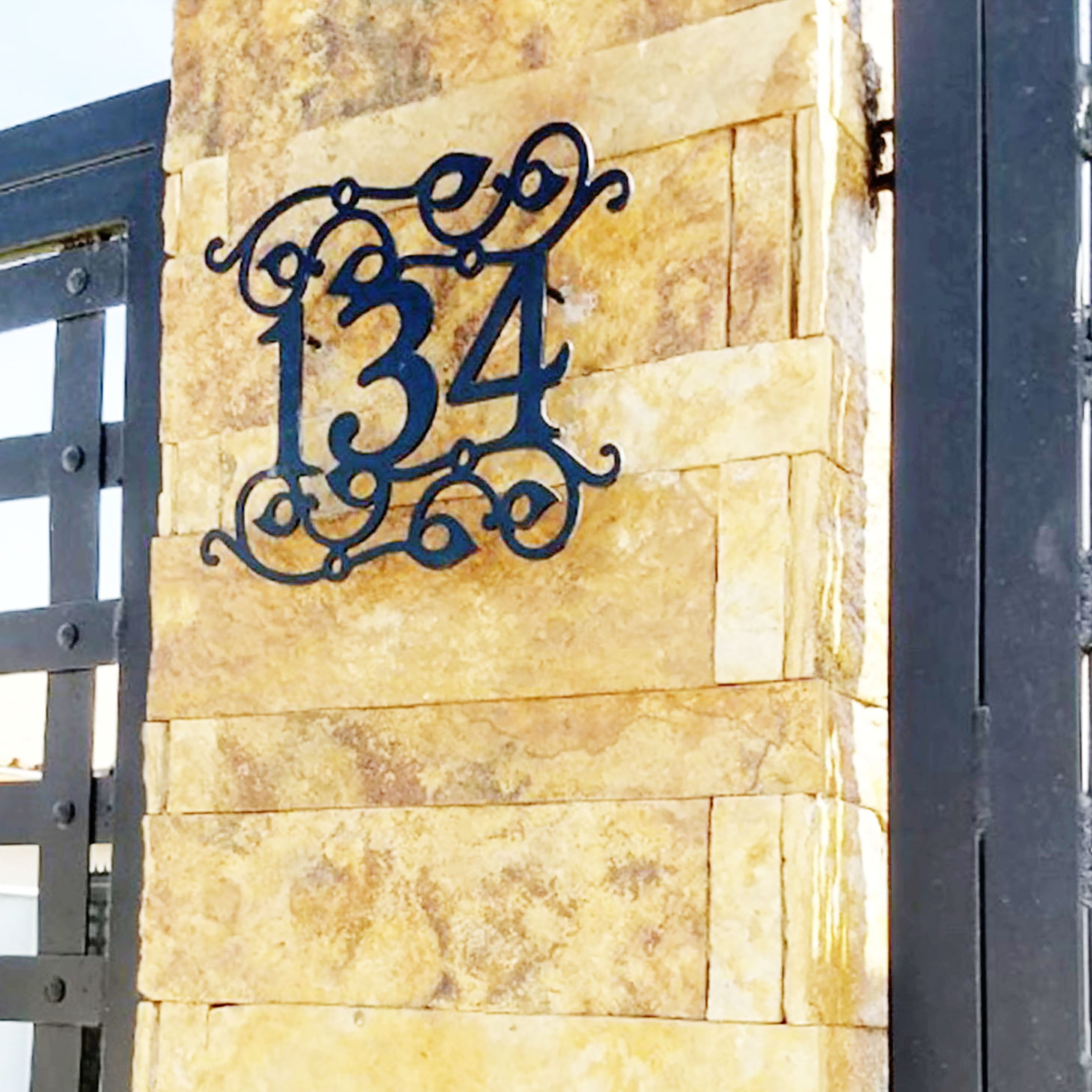 Número Casa Silueta Metal - Diseño Vanguardista Personalizado Acero