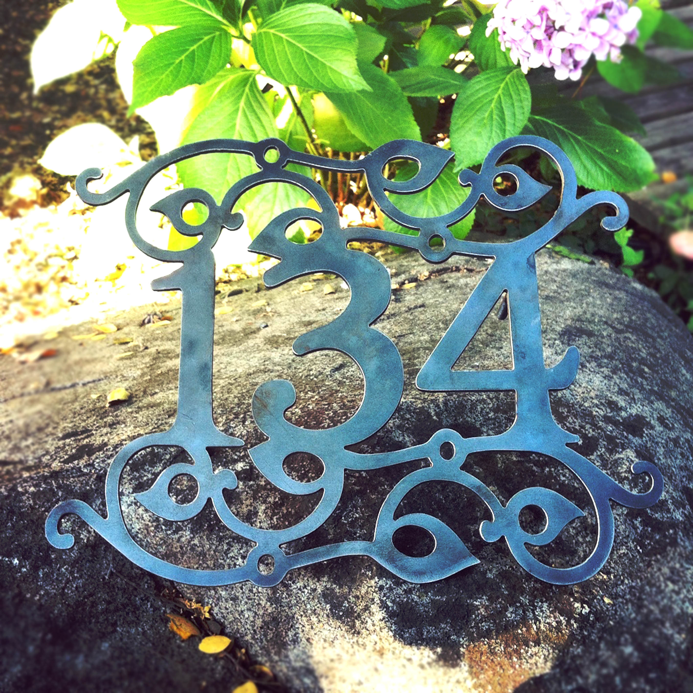 Número Casa Silueta Metal - Diseño Vanguardista Personalizado Acero