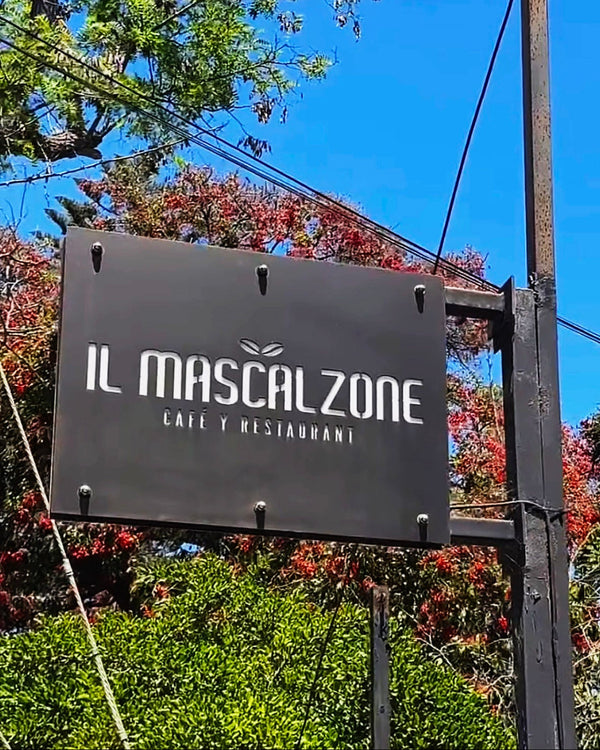 Letrero paleta comercial negocio café y restaurante en Viña, conjunto de letreros letras sueltas y paleta señaética calle, region de valparaíso, testimonio cliente 