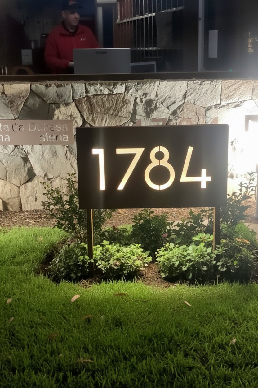 Número para entrada de condominio. Diseño alto, distinguido, fácil de leer, alta legibilidad, calidad garantizada
