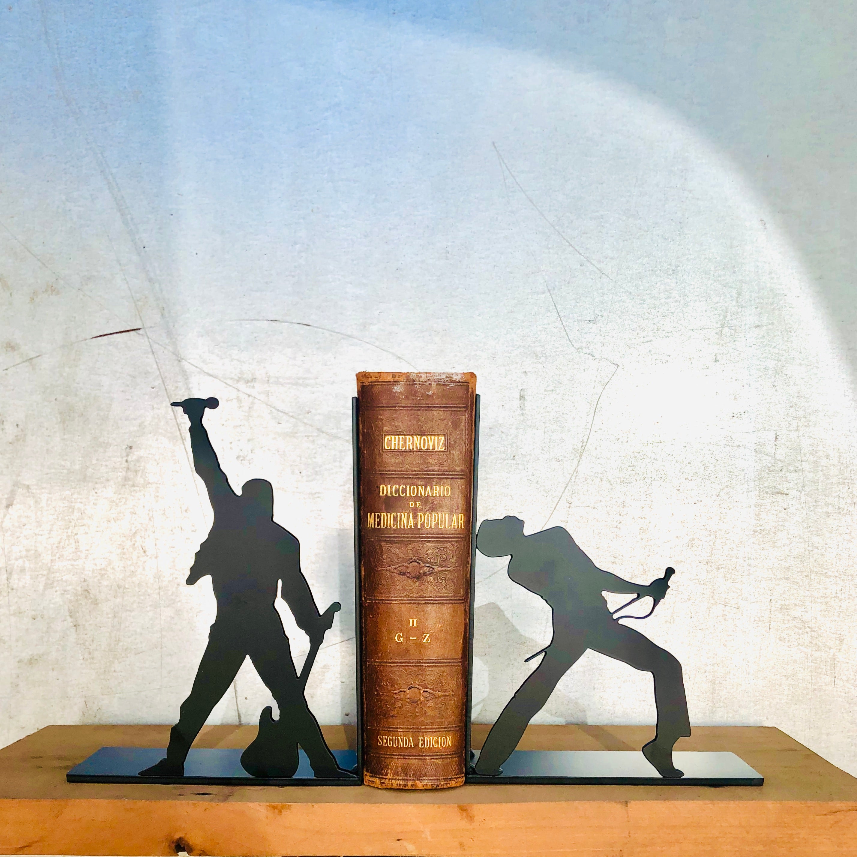 Sujeta libros Freddy Krueger acero negro decoración terror coleccionistas Chile