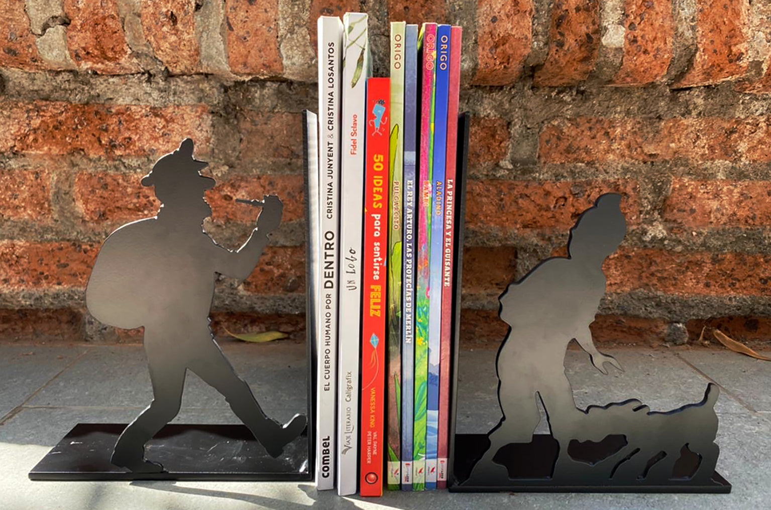 Sujeta libros Tintín y Capitán Haddock acero negro decoración cómics repisa